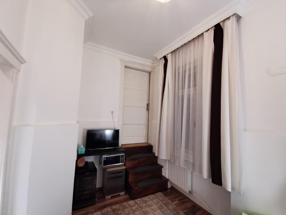 Pannonia Best Home Budapest Bagian luar foto